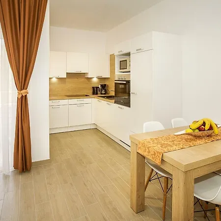 Mediterraneo Ii Apartmán Baška