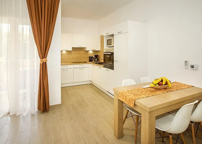 Mediterraneo Ii Appartement Baška